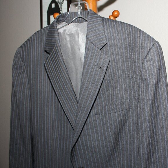 Burberry London Mens Suit Jacket Gray Pinstripe Size 44R *With Flaws* Wool - Picture 2 of 12